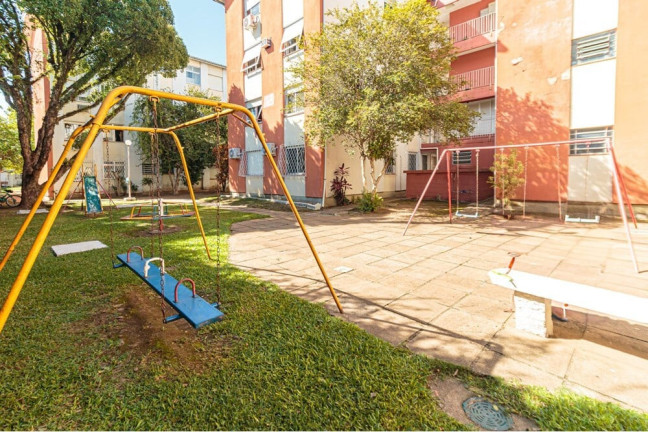 Imagem Imóvel com 3 Quartos à Venda, 64 m² em Higienópolis - Porto Alegre Imagem Imóvel com 3 Quartos à Venda, 64 m² em Higienópolis - Porto Alegre