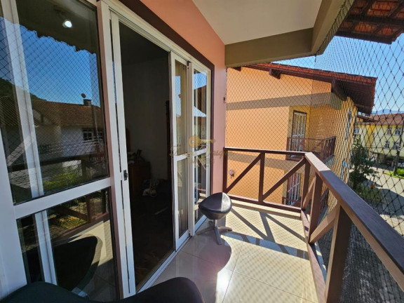 Imagem Casa com 4 Quartos à Venda, 157 m² em Bom Retiro - Teresópolis Imagem Casa com 4 Quartos à Venda, 157 m² em Bom Retiro - Teresópolis