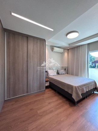 Imagem Casa com 4 Quartos à Venda, 300 m² em Colina De Laranjeiras - Serra
