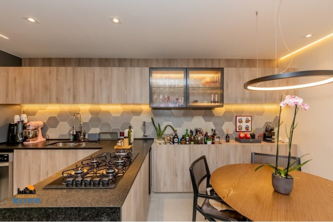 Imagem Apartamento com 1 Quarto à Venda, em Moema - São Paulo Imagem Apartamento com 1 Quarto à Venda, em Moema - São Paulo