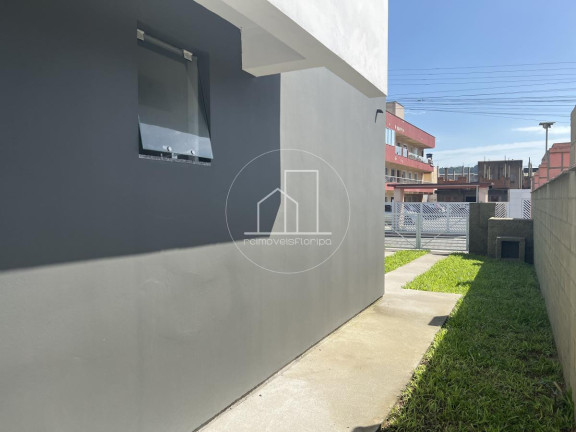 Imagem Casa com 3 Quartos à Venda, 185 m² em São João Do Rio Vermelho - Florianópolis