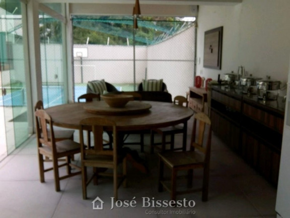 Imagem Casa com 8 Quartos à Venda, 1.998 m² em Granja Viana - Carapicuiba