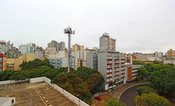 Imagem Imóvel com 1 Quarto à Venda, 23 m² em Cidade Baixa - Porto Alegre Imagem Imóvel com 1 Quarto à Venda, 23 m² em Cidade Baixa - Porto Alegre