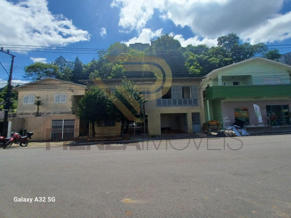 Imagem Casa com 3 Quartos à Venda, 420 m² em Centro - Concórdia Imagem Casa com 3 Quartos à Venda, 420 m² em Centro - Concórdia