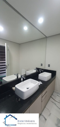 Imagem Casa com 3 Quartos para Alugar ou Temporada, 228 m² em Suru - Santana De Parnaíba Imagem Casa com 3 Quartos para Alugar ou Temporada, 228 m² em Suru - Santana De Parnaíba