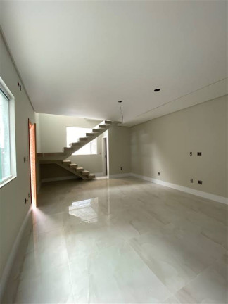 Imagem Sobrado com 3 Quartos à Venda, 152 m² em Tupi - Praia Grande Imagem Sobrado com 3 Quartos à Venda, 152 m² em Tupi - Praia Grande
