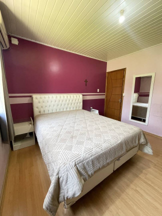 Imagem Casa com 2 Quartos à Venda, 137 m² em Olaria - Canoas Imagem Casa com 2 Quartos à Venda, 137 m² em Olaria - Canoas