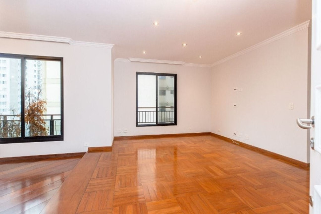 Imagem Apartamento com 3 Quartos à Venda, 205 m² em Itaim Bibi - São Paulo