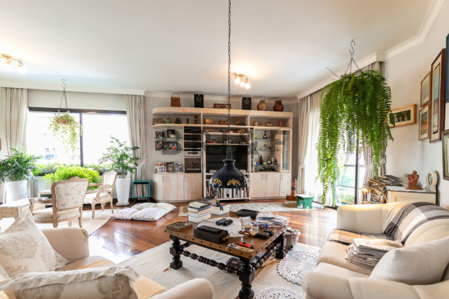Apartamento com 4 Quartos à Venda, 242 m² em Moema - São Paulo