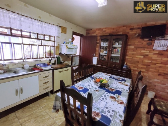 Imagem Casa com 3 Quartos à Venda, 193 m² em Três Vendas - Pelotas