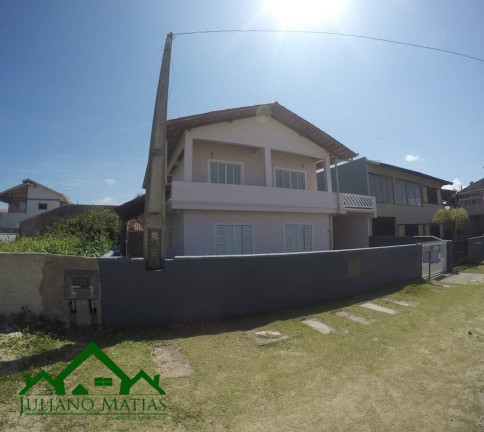 Imagem Sobrado com 4 Quartos à Venda, 220 m² em Centro - Balneário Barra Do Sul