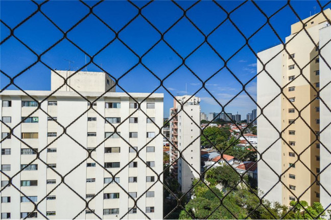 Imagem Imóvel com 2 Quartos à Venda,  em Campo Belo - São Paulo