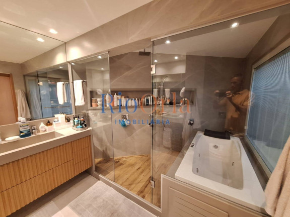 Imagem Apartamento com 4 Quartos à Venda, 300 m² em Barra Da Tijuca - Rio De Janeiro