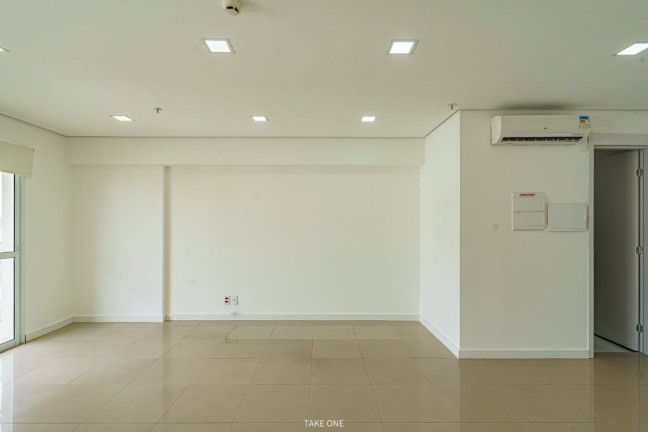 Imagem Sala Comercial à Venda, 40 m² em Centro - Campinas Imagem Sala Comercial à Venda, 40 m² em Centro - Campinas