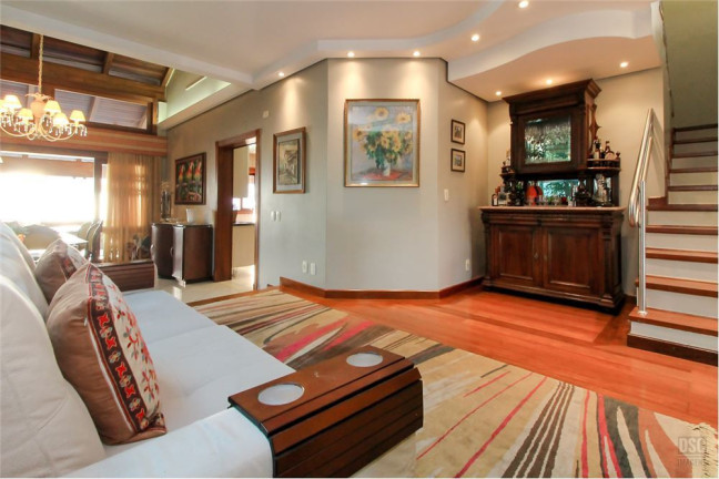 Imagem Casa com 3 Quartos à Venda, em São João - Porto Alegre Imagem Casa com 3 Quartos à Venda, em São João - Porto Alegre