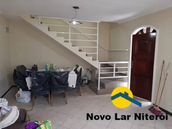 Imagem Casa com 4 Quartos à Venda, 210 m² em Fonseca - Niterói Imagem Casa com 4 Quartos à Venda, 210 m² em Fonseca - Niterói