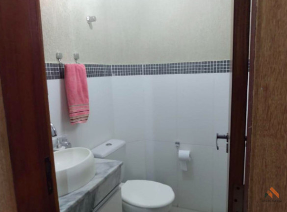 Imagem Casa com 3 Quartos à Venda, 150 m²