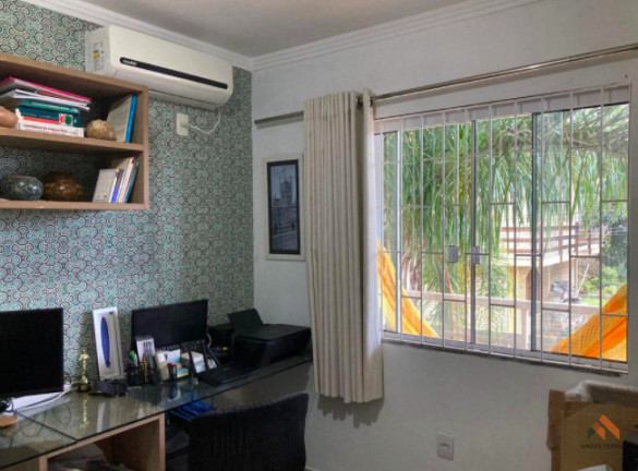 Imagem Casa com 3 Quartos à Venda, 150 m²