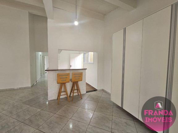 Imagem Casa com 3 Quartos à Venda, 185 m² em Centro - Ubatuba