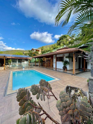 Casa com 2 Quartos à Venda, 1.192 m² em Albuquerque - Teresópolis