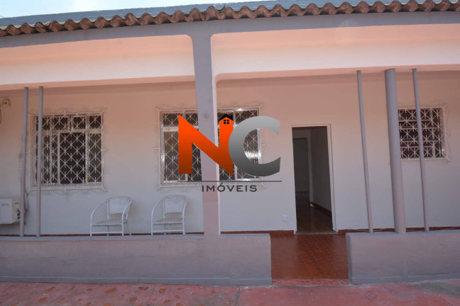 Imagem Casa com 2 Quartos à Venda, 200 m² em Marechal Hermes - Rio De Janeiro Imagem Casa com 2 Quartos à Venda, 200 m² em Marechal Hermes - Rio De Janeiro
