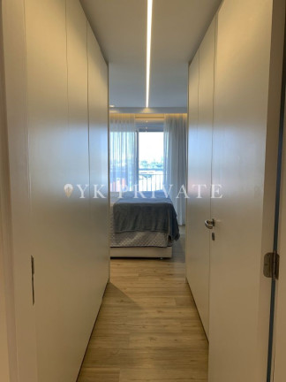 Imagem Apartamento com 3 Quartos à Venda, 136 m² em Vila Anastácio - São Paulo
