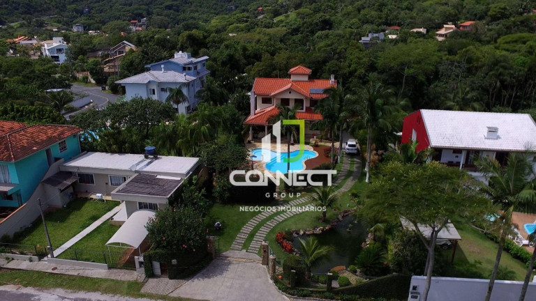 Imagem Casa com 4 Quartos à Venda, 350 m² em Praia Das Taquaras - Balneário Camboriú