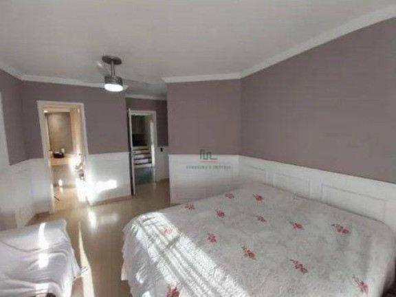 Imagem Casa com 6 Quartos à Venda, 300 m² em Piratininga - Niterói Imagem Casa com 6 Quartos à Venda, 300 m² em Piratininga - Niterói
