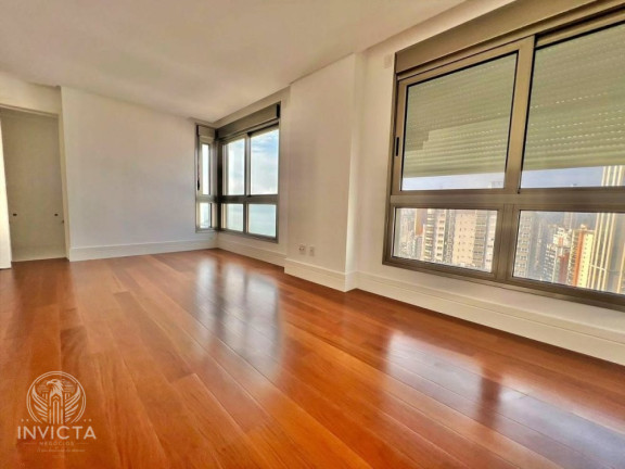 Imagem Apartamento com 4 Quartos à Venda, 212 m² em Barra Norte - Balneário Camboriú Imagem Apartamento com 4 Quartos à Venda, 212 m² em Barra Norte - Balneário Camboriú
