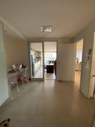 Imagem Apartamento com 3 Quartos à Venda, 177 m² em Jardim Monte Kemel - São Paulo