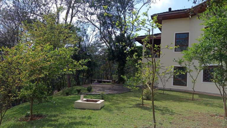 Imagem Casa com 5 Quartos à Venda, 347 m² em Chácaras Condomínio Recanto Pássaros Ii - Jacareí Imagem Casa com 5 Quartos à Venda, 347 m² em Chácaras Condomínio Recanto Pássaros Ii - Jacareí