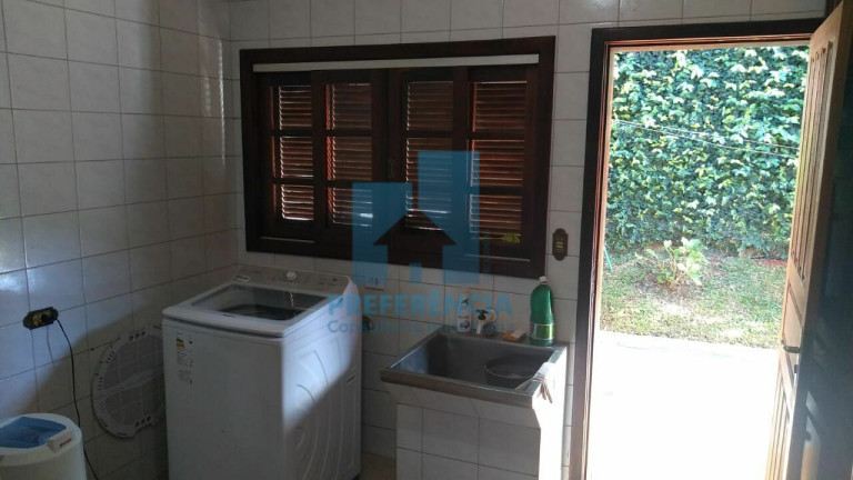 Imagem Casa com 6 Quartos à Venda, 416 m² em Oficinas - Ponta Grossa Imagem Casa com 6 Quartos à Venda, 416 m² em Oficinas - Ponta Grossa