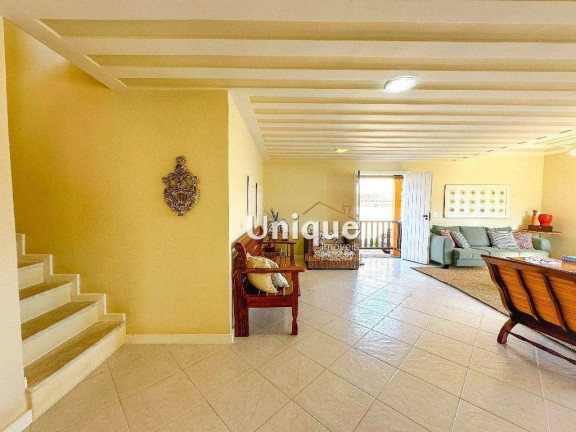 Imagem Casa com 4 Quartos à Venda, 250 m² em Ferradura - Armação Dos Búzios Imagem Casa com 4 Quartos à Venda, 250 m² em Ferradura - Armação Dos Búzios