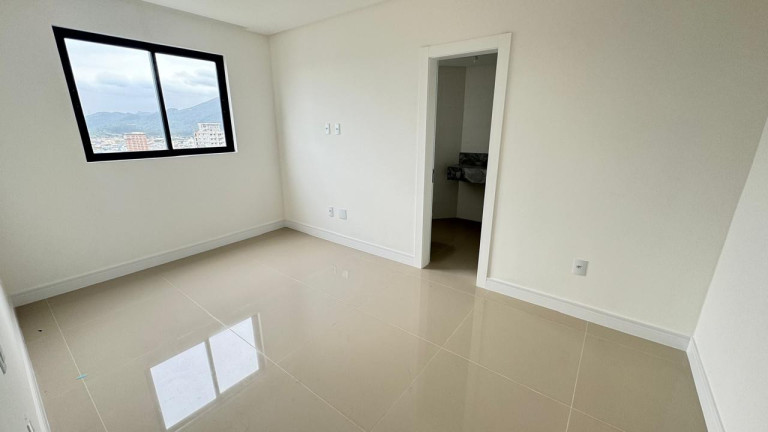 Imagem Apartamento com 3 Quartos à Venda, 138 m² em Meia Praia - Itapema Imagem Apartamento com 3 Quartos à Venda, 138 m² em Meia Praia - Itapema