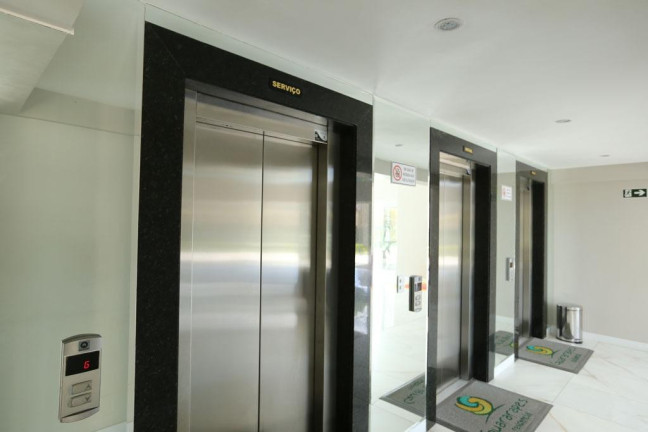 Imagem Apartamento com 3 Quartos à Venda, 71 m²em Guararapes - Fortaleza