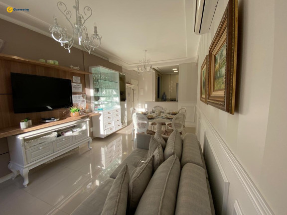 Imagem Apartamento com 2 Quartos à Venda, 66 m² em Centro - Florianópolis Imagem Apartamento com 2 Quartos à Venda, 66 m² em Centro - Florianópolis