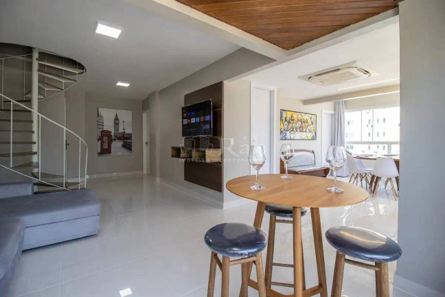 Imagem Cobertura com 4 Quartos à Venda, 163 m² em Centro - Balneário Camboriú Imagem Cobertura com 4 Quartos à Venda, 163 m² em Centro - Balneário Camboriú