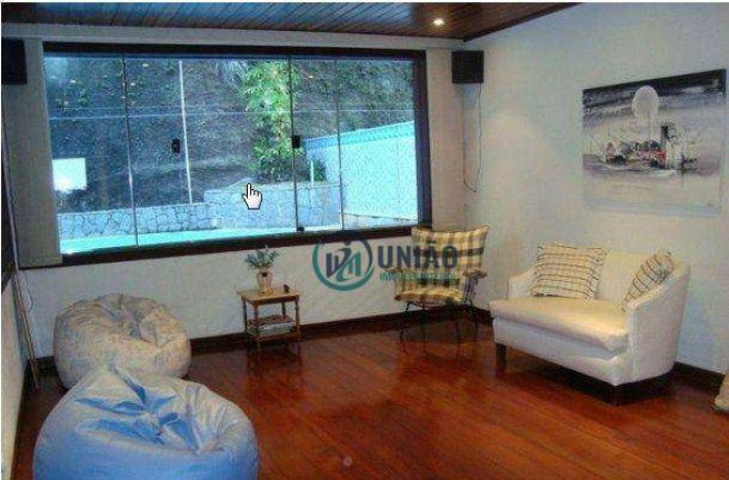 Imagem Casa com 3 Quartos à Venda, 370 m² em Itacoatiara - Niterói Imagem Casa com 3 Quartos à Venda, 370 m² em Itacoatiara - Niterói