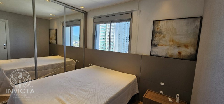 Imagem Apartamento com 4 Quartos à Venda, 156 m² em Centro - Balneário Camboriú Imagem Apartamento com 4 Quartos à Venda, 156 m² em Centro - Balneário Camboriú