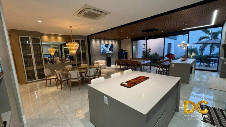 Imagem Casa de Condomínio com 4 Quartos à Venda, 417 m² em Condomínio Florais Itália - Cuiabá Imagem Casa de Condomínio com 4 Quartos à Venda, 417 m² em Condomínio Florais Itália - Cuiabá