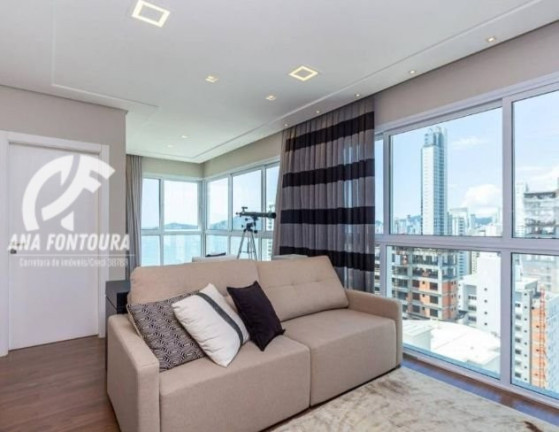 Imagem Cobertura com 3 Quartos à Venda, 222 m² em Pioneiros - Balneário Camboriú Imagem Cobertura com 3 Quartos à Venda, 222 m² em Pioneiros - Balneário Camboriú