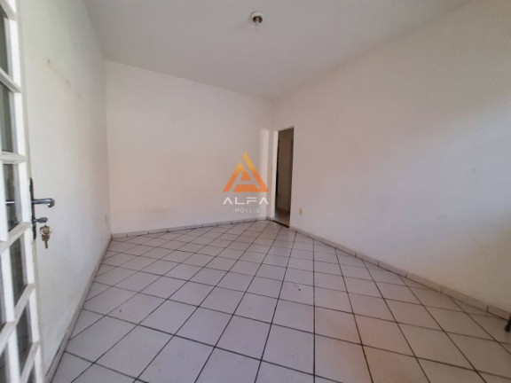 Imagem Casa com 2 Quartos à Venda, 70 m² Imagem Casa com 2 Quartos à Venda, 70 m²