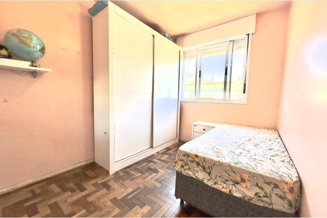 Imagem Imóvel com 3 Quartos à Venda, 60 m² em Sarandi - Porto Alegre Imagem Imóvel com 3 Quartos à Venda, 60 m² em Sarandi - Porto Alegre