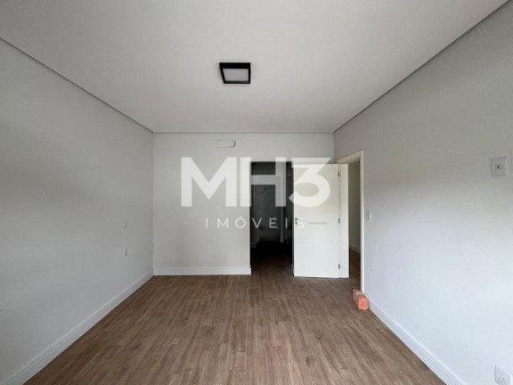 Imagem Casa de Condomínio com 4 Quartos à Venda, 300 m² em Swiss Park - Campinas Imagem Casa de Condomínio com 4 Quartos à Venda, 300 m² em Swiss Park - Campinas
