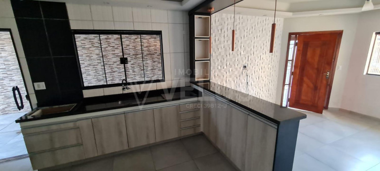 Imagem Casa com 1 Quarto à Venda, 225 m² em Jardim Shangrila - Itapetininga