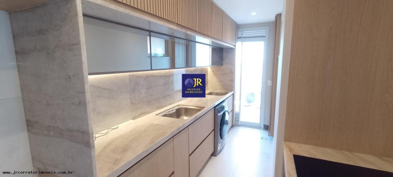 Imagem Apartamento com 3 Quartos à Venda, 111 m² em Itapuã - Vila Velha