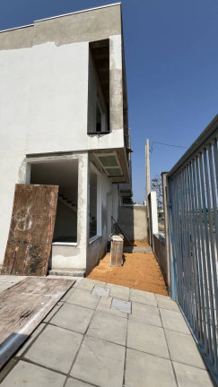 Imagem Sobrado com 2 Quartos à Venda, 80 m² em Estância Velha - Canoas Imagem Sobrado com 2 Quartos à Venda, 80 m² em Estância Velha - Canoas