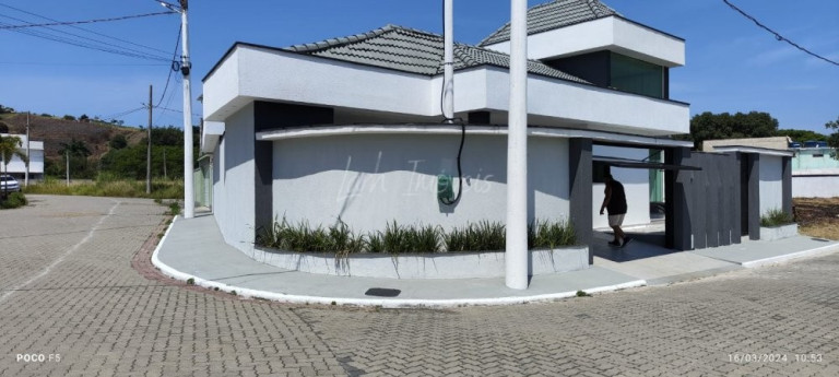 Imagem Casa com 3 Quartos à Venda, 300 m² em Santa Cruz - Rio De Janeiro