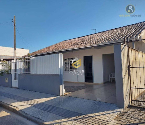 Imagem Casa com 3 Quartos à Venda, 150 m² em Centro - Tijucas Imagem Casa com 3 Quartos à Venda, 150 m² em Centro - Tijucas