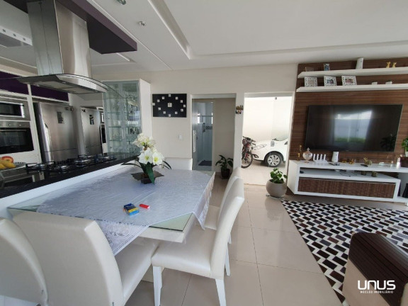 Imagem Casa com 3 Quartos à Venda, 180 m² em Sertão Do Maruim - São José